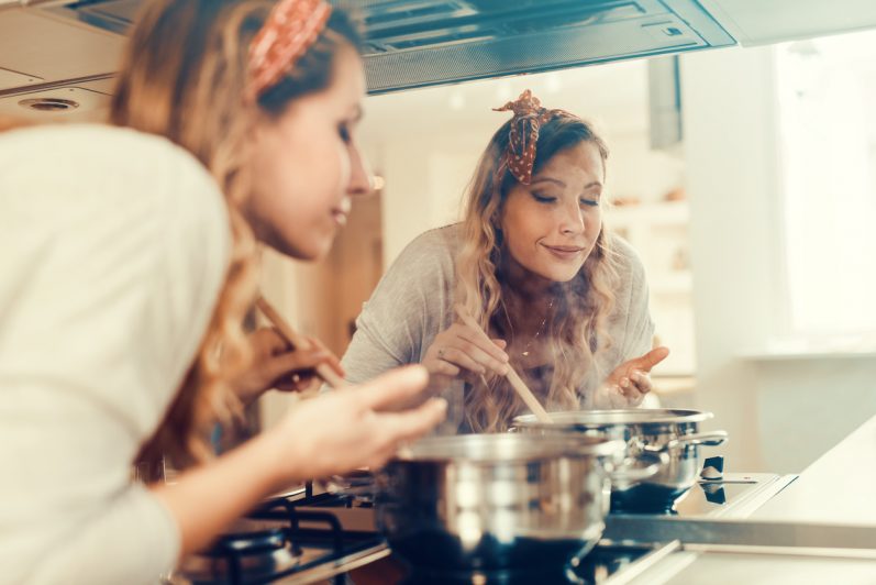 7 truques práticos para mandar bem na cozinha