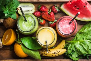 Os benefícios dos sucos de frutas com legumes e verduras